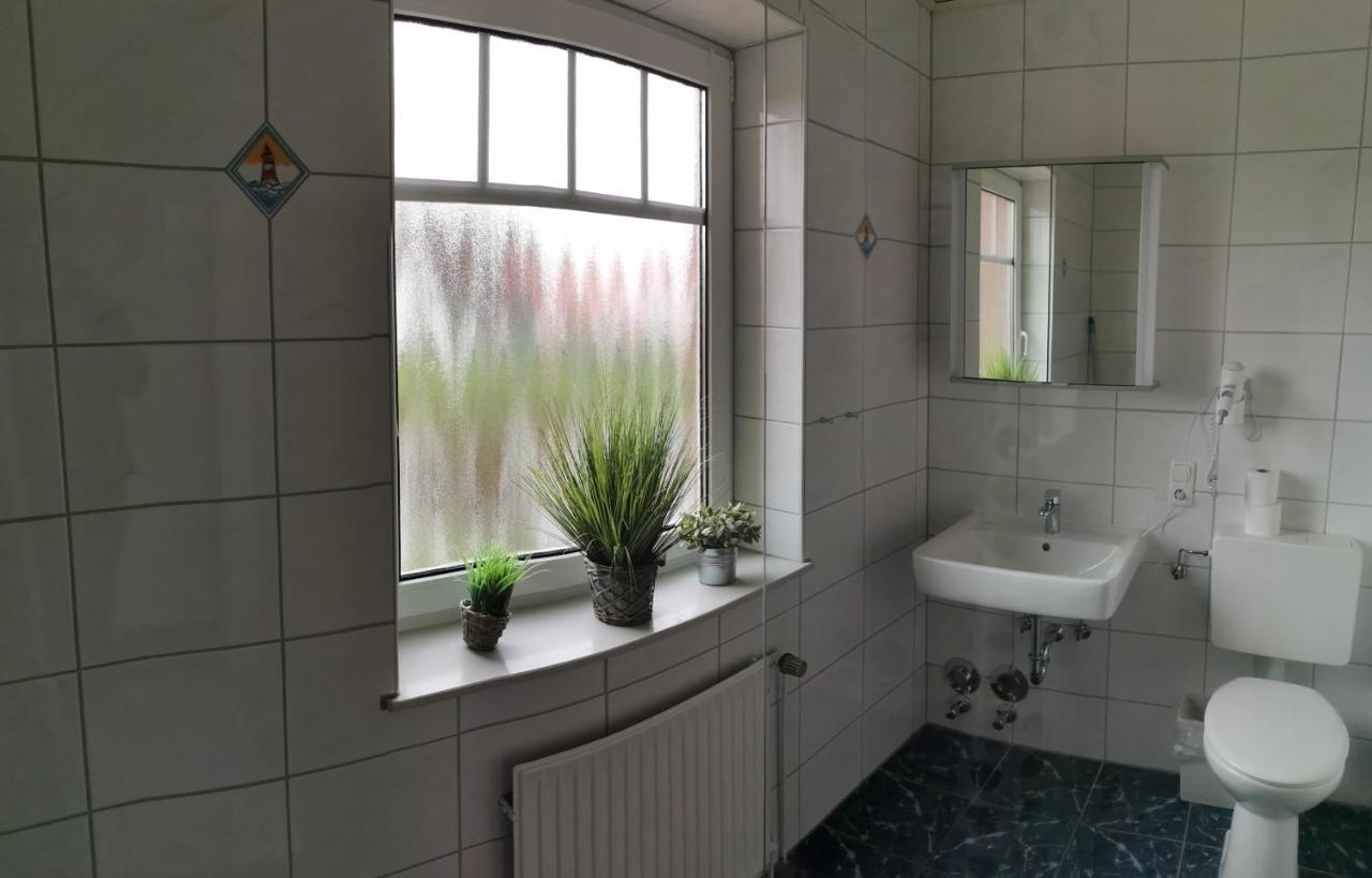 Ferienwohnungen Blischke Carolinensiel Exterior foto