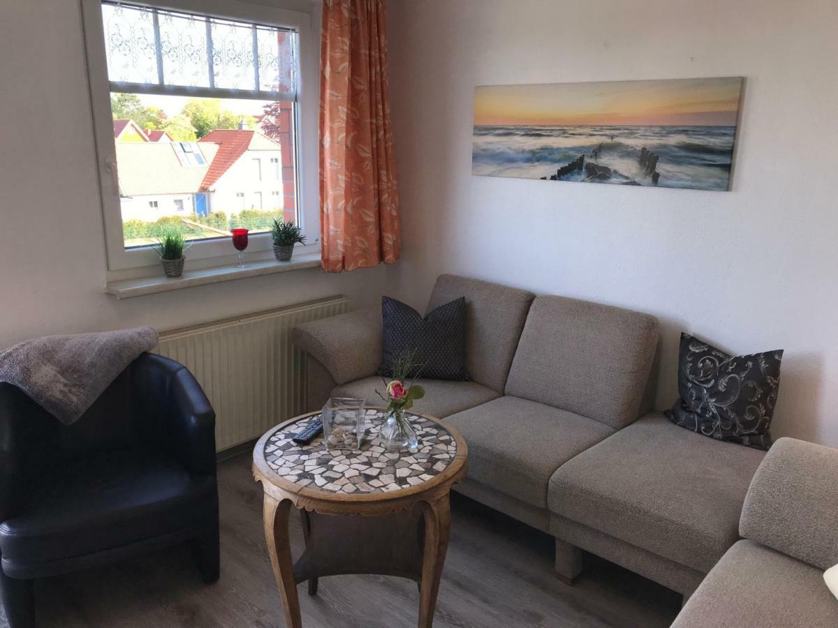 Ferienwohnungen Blischke Carolinensiel Exterior foto